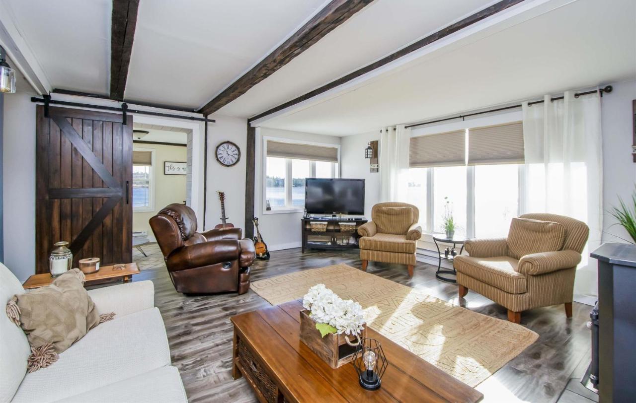 فيلا Atlantic Shores Retreat Port Dufferin المظهر الخارجي الصورة